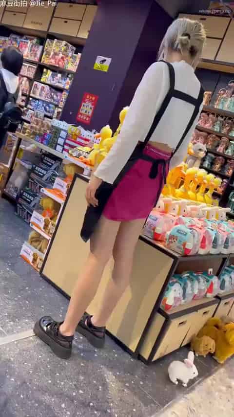 77ac0c51-86b6-4727-a78c-adf5b52011ee.mp4