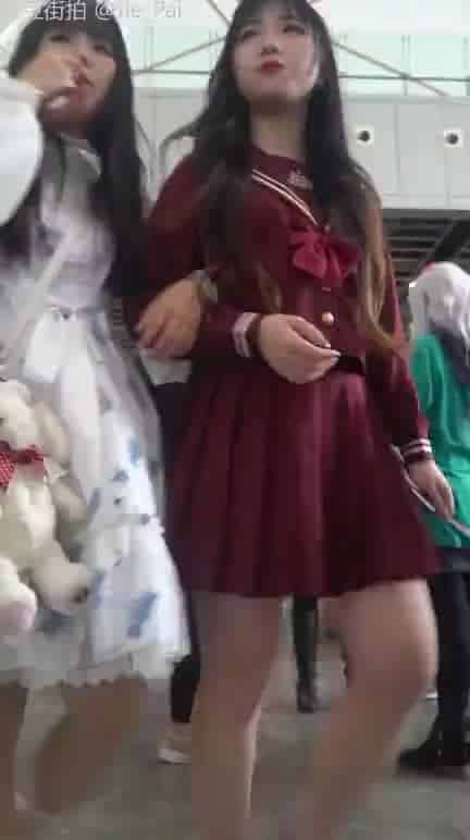 a5ea40ec-5eae-427f-9701-bf75ee639a6f.mp4