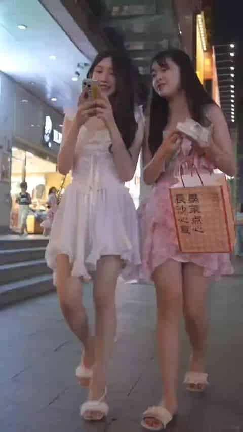 250f98b8-9380-4d2c-a8aa-f53cd9990cc4.mp4