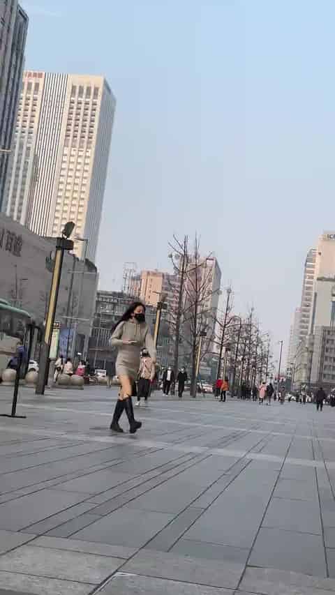 7f221d5b-94f8-422c-ac91-c5a510d095bd.mp4