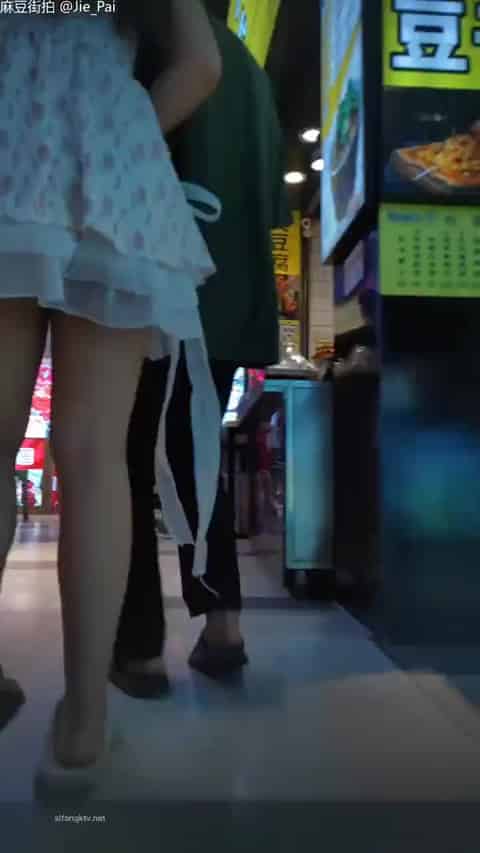 14f0da4d-66a8-46c5-afff-41f14a9a2cdc.mp4