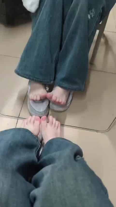 e62d61cd-9f23-4f49-9642-a16f4e7911eb.mp4