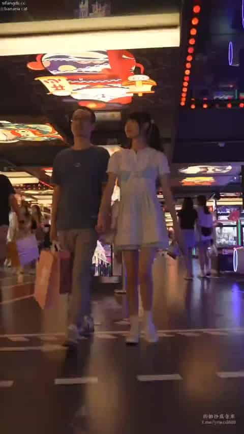 e154d761-cd38-4712-99cc-9352e8e0f228.mp4