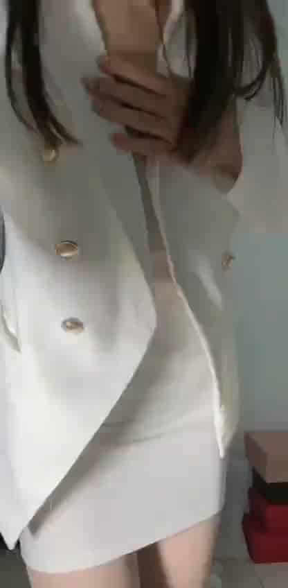 10585a30-2550-4dba-bfae-c5732a3b91b1.mp4