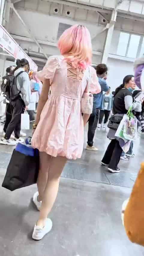 f0b64ae0-1ca1-47c0-b700-ec6e888d6786.mp4