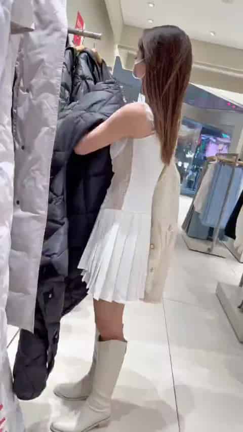 aaa7e8af-8886-4a13-a825-ee878db0f7fb.mp4