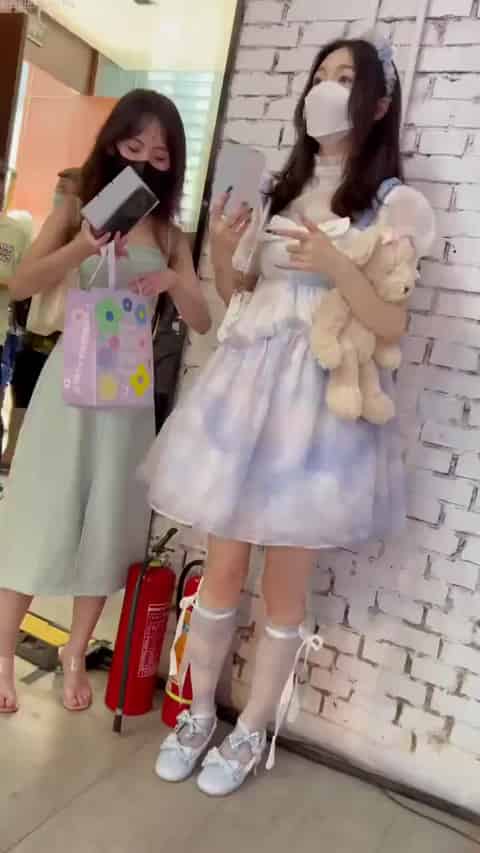 5e679812-8bdd-4301-96d1-51c833e5f8d1.mp4