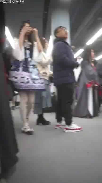 dffa36bd-1c0b-4f3f-be13-c6069c694501.mp4