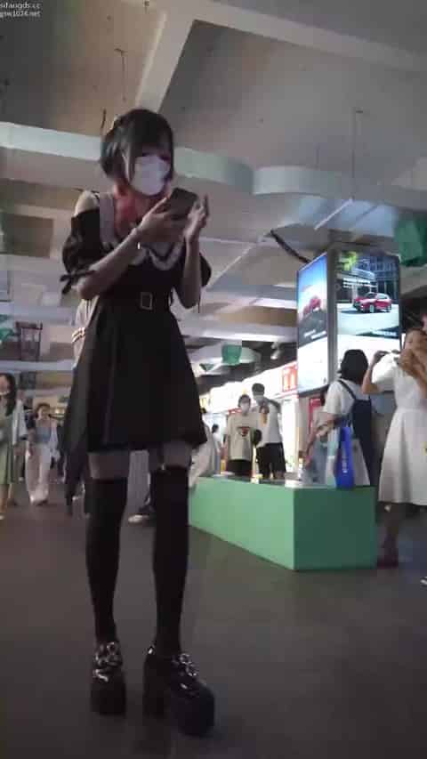 66b26e16-16cc-44db-accf-bdd13f245e0f.mp4