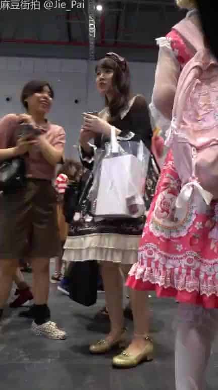 cb4360c8-b76e-428b-980d-64590538d545.mp4