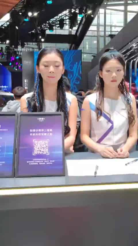 ff10fdef-09a8-4286-bdf6-52e9e8bddd9a.mp4