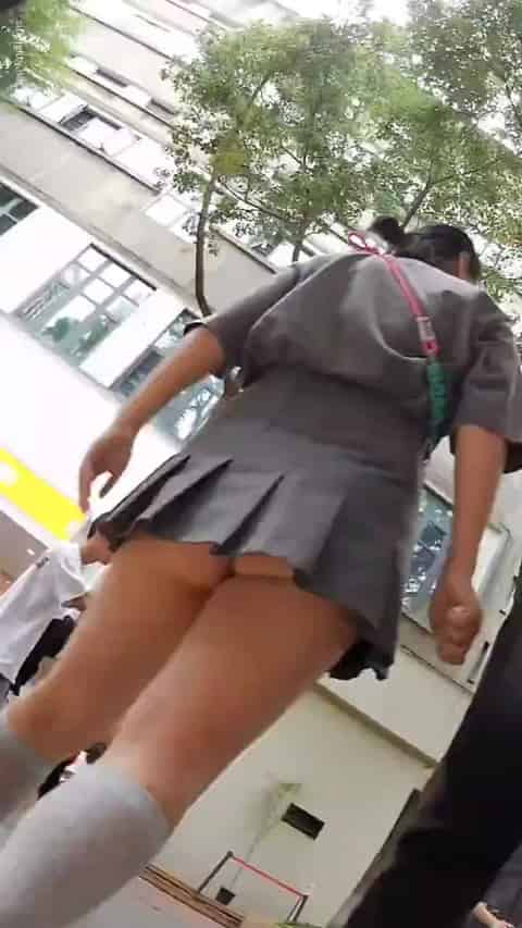 b9063f68-e70e-4cf9-bdd8-8bd34a0f2259.mp4