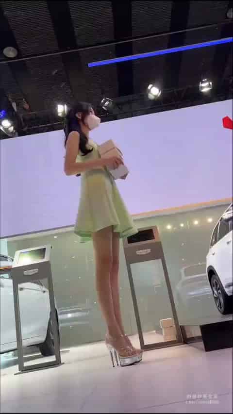 15d1ebb5-0698-40b8-ae9a-ec7cd276c60a.mp4