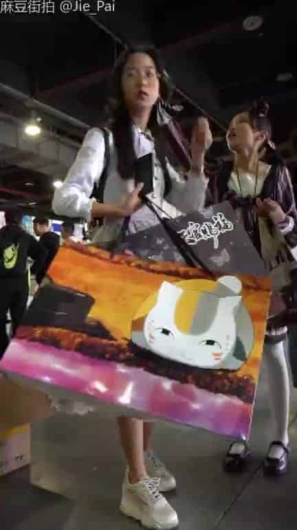 1c2bf9cd-10de-4c46-8b9c-837829225c4c.mp4