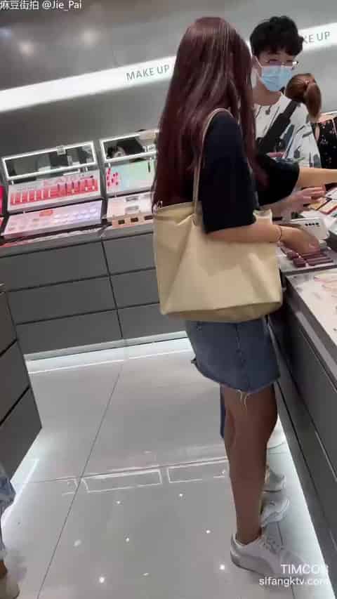 e285679a-a2cc-41fc-b31d-125823db1cf9.mp4