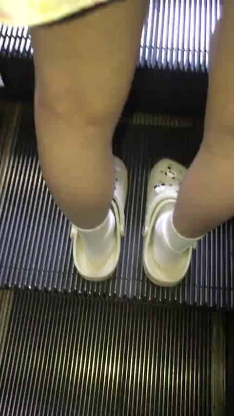 f2d1bde5-1128-4151-b3b5-864278f00c02.mp4