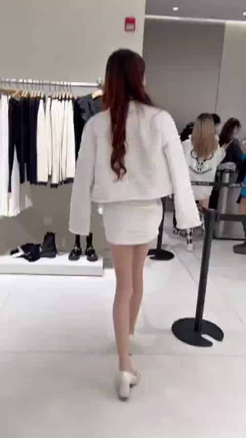 52c874fe-2383-40a2-92ae-3c99d5c4ee47.mp4