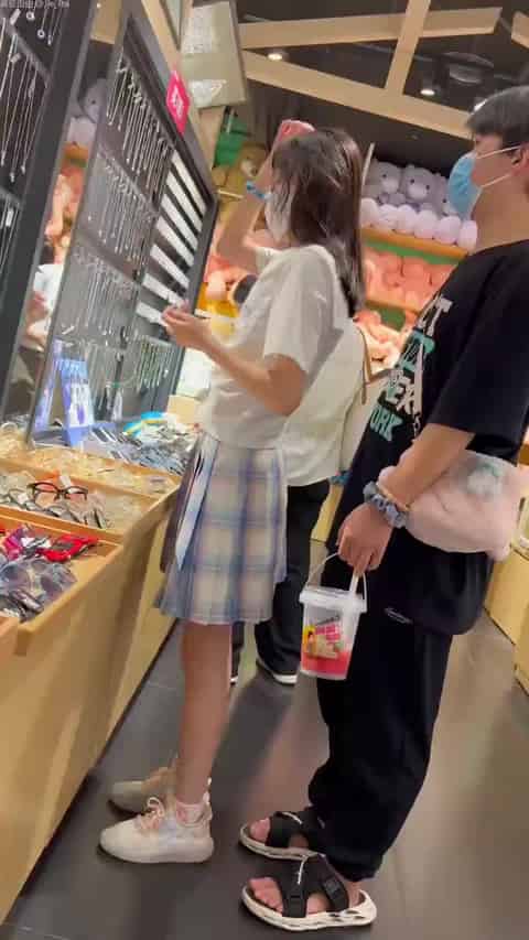 fc5bf5fe-c5dc-41fe-97fc-77b06b1528d6.mp4