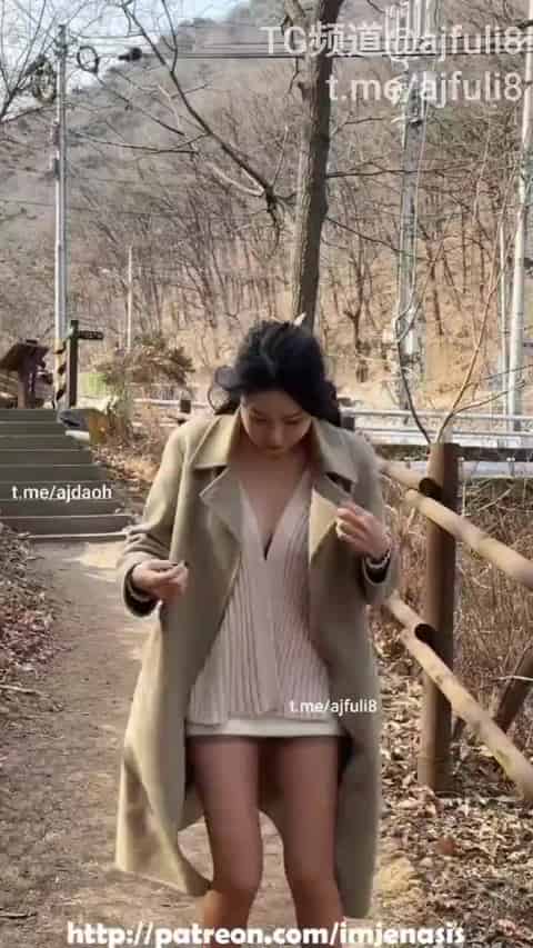 d411b6ad-c69e-490e-9540-a532ac580c82.mp4