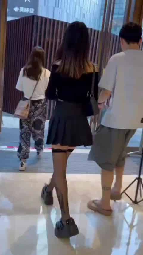 a1e3b549-2ed3-4cf8-b004-72883240c237.mp4