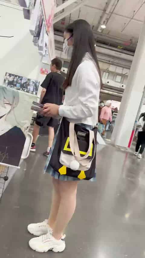 99b1f4d6-53e4-49b6-a42e-1a69948120f4.mp4