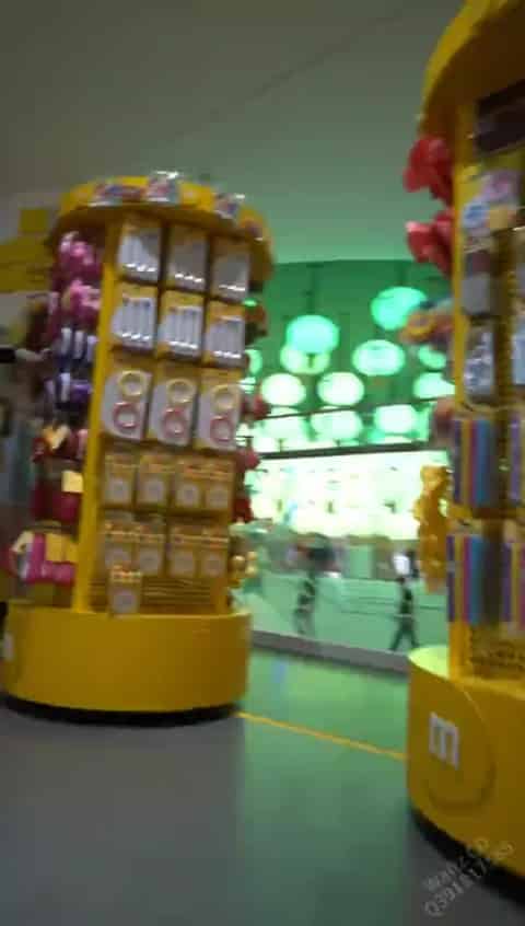 1a7d73a3-8b0b-4b79-9f25-3dd2e34d81f1.mp4