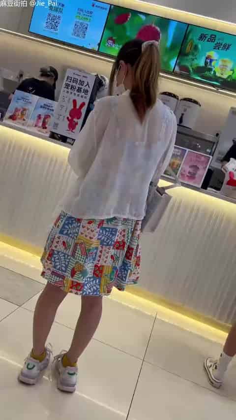 1811ec43-075d-498b-8a95-8485fbbfe83b.mp4