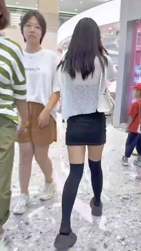 899c5c05-e9a5-4875-91aa-60abbf6fcfec.mp4