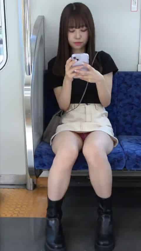 61d37d1f-29cf-4dd0-8b9d-5bc30e581496.mp4