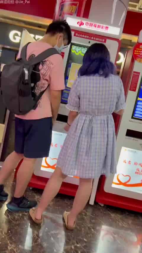 d7ee1cd0-f004-421e-9e15-2728073f9d8c.mp4