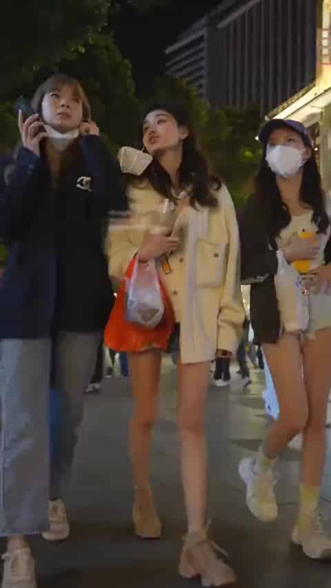 5833f6cb-6ac3-40b4-b3c2-289b33af2a8e.mp4