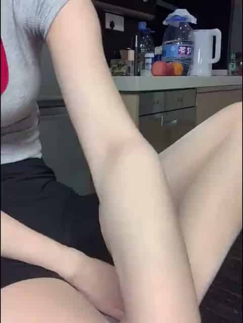 dfbe3c4f-1618-40fc-86e3-da493d2e872e.mp4