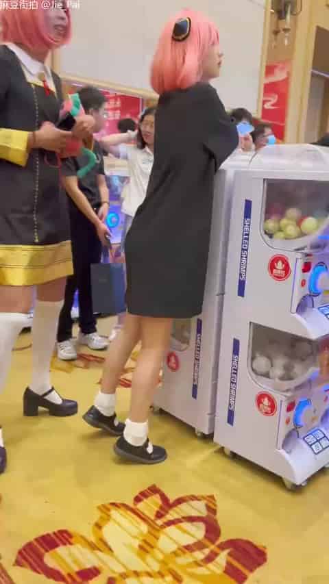 24cf068f-31b0-4661-9b59-1245c9a1124a.mp4