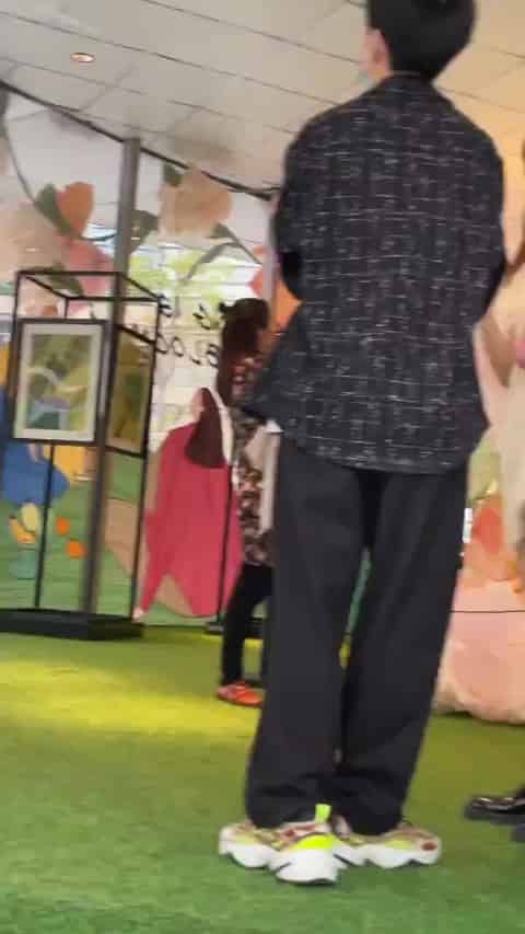 c2a1e35f-08d2-4788-b510-a48aed553f56.mp4