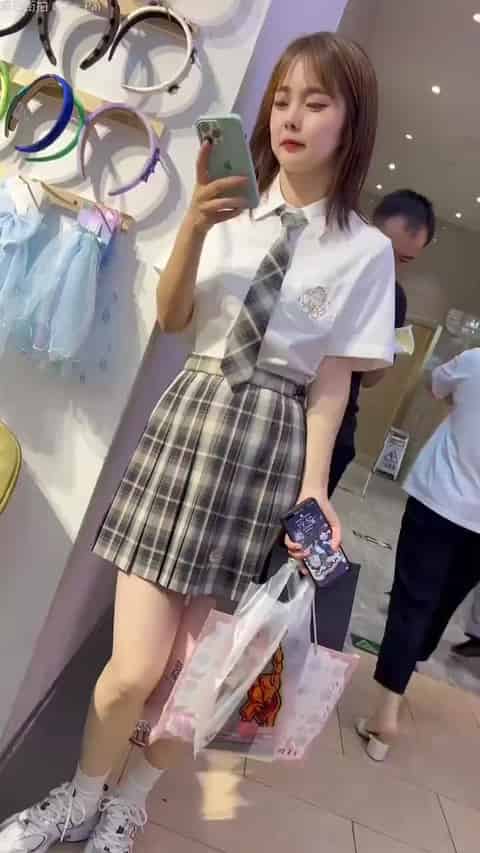 86bee087-9ad3-436f-a6bd-961deaed223c.mp4