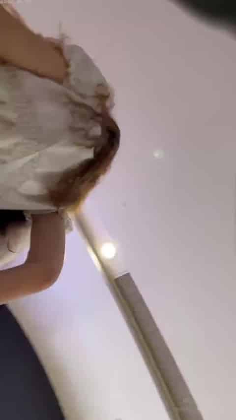 d17beeab-d0de-402c-81fa-0f0791d160d6.mp4