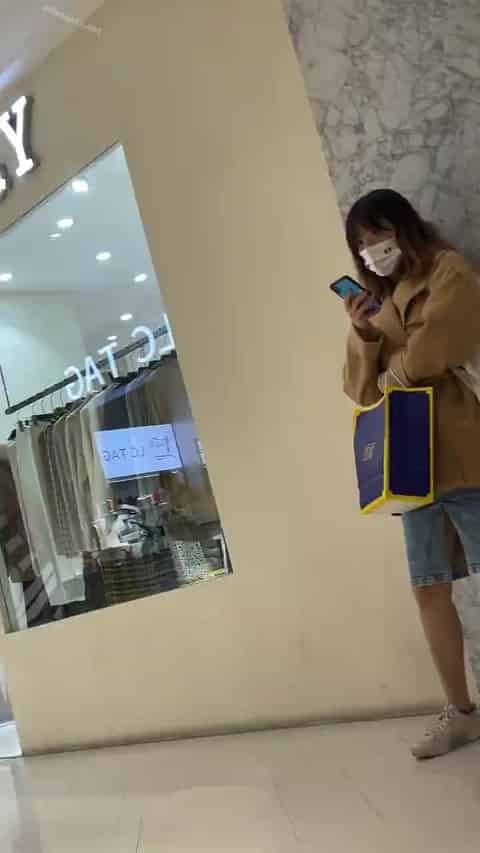 18dce941-cf27-4964-9334-32a4308fe8d8.mp4