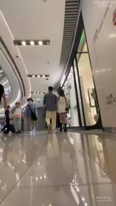 4fda92fc-db94-4a51-9f11-6a8a67d7cbd0.mp4