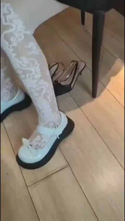 b3f2105f-4091-421e-8441-267c22d9039f.mp4