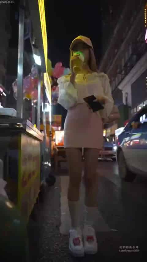 57307b43-e72c-42d9-ae34-2985e7eeee77.mp4