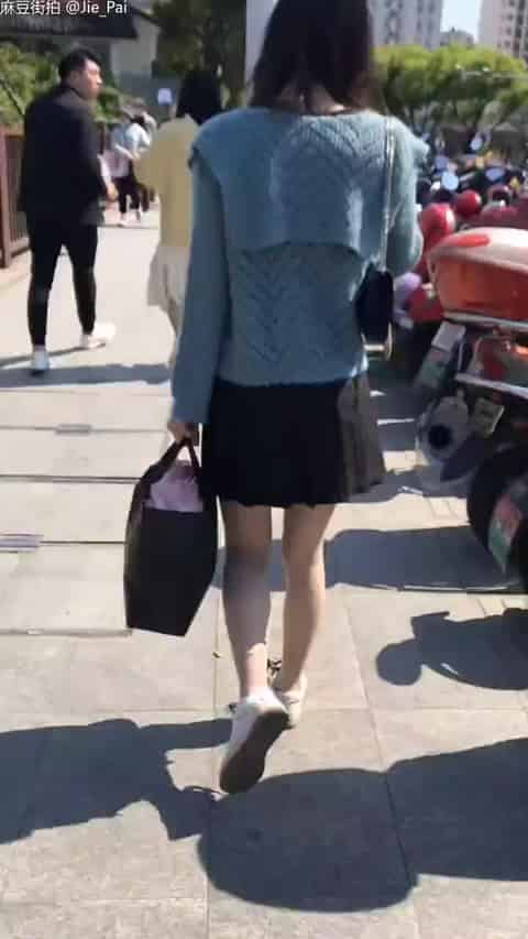 902c2c79-dcbe-484c-9c50-2bd7cbd330a3.mp4