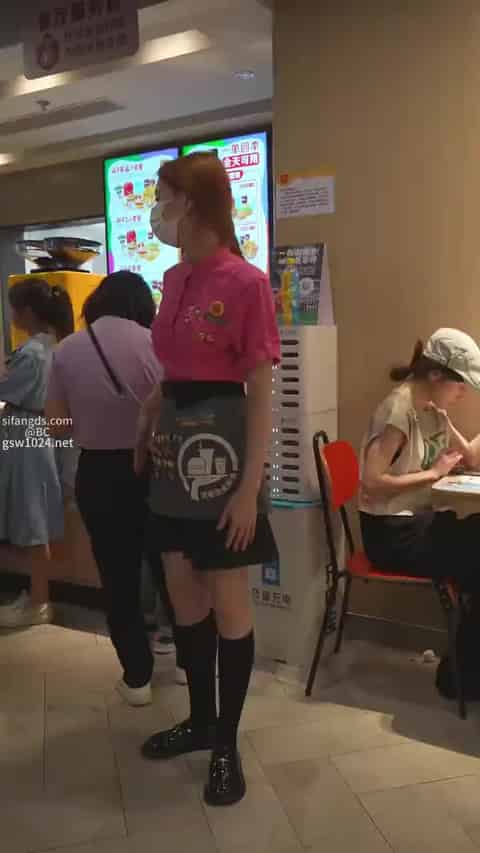 0905ef52-891f-4ec5-b7d9-ccef2c7367ca.mp4