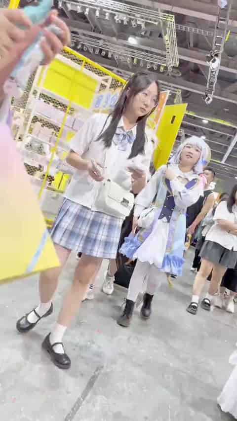 abc84a56-0044-4214-992a-10490f9012c3.mp4