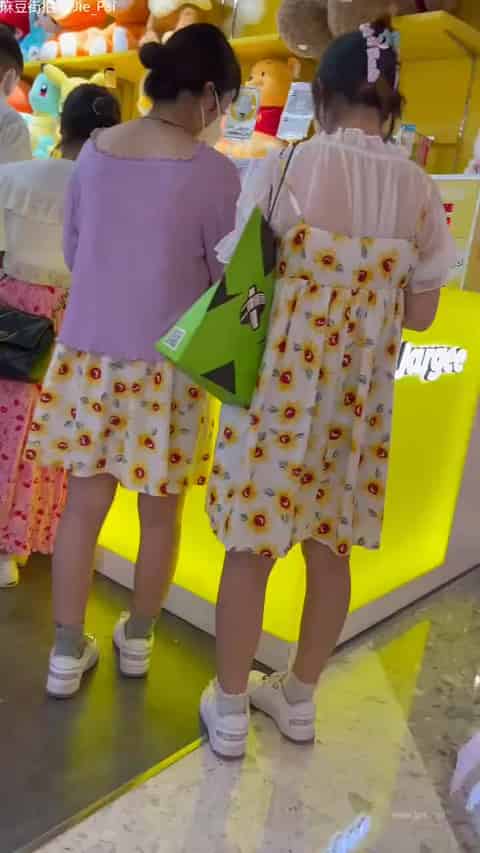 8b4c271b-3eb1-4413-a66e-b1bf240e205d.mp4