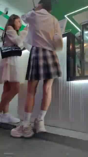 8a842d26-215d-4eeb-abd7-894d8e9c4406.mp4