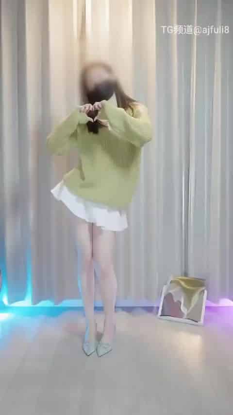 d69a8b8b-8c04-46bc-b7c0-b056450bb7b2.mp4