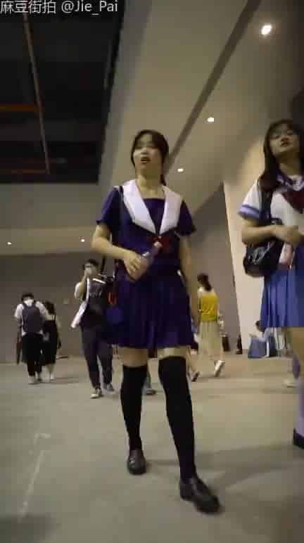 3c95d909-62c9-4ce1-a31b-0eea938992fc.mp4