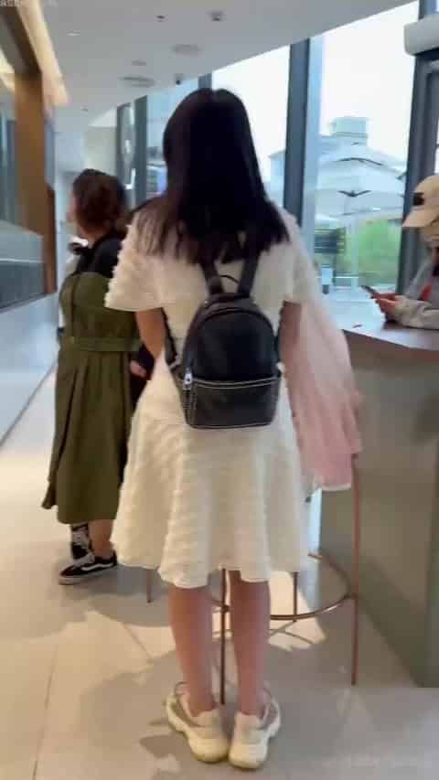 ec31c9b2-0a64-4b7d-9f6c-0a76d81a7518.mp4