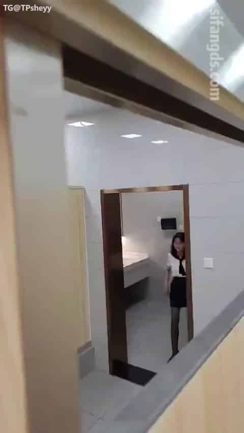 aa9e4ace-adb4-48b2-9368-37ff41668951.mp4