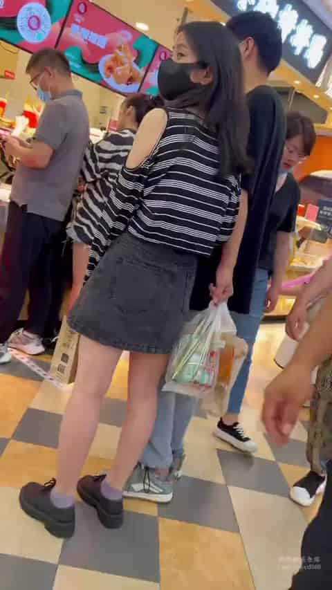 017bde41-0e74-45ff-bfb6-8fb4aff63e4d.mp4